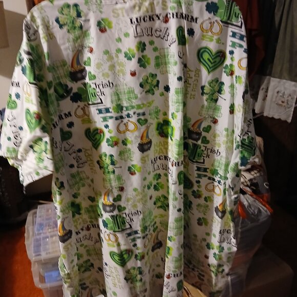 Home Made Sewn St. Patrick's Day 4XL(I think) Scrub Tops - Picture 7 of 8